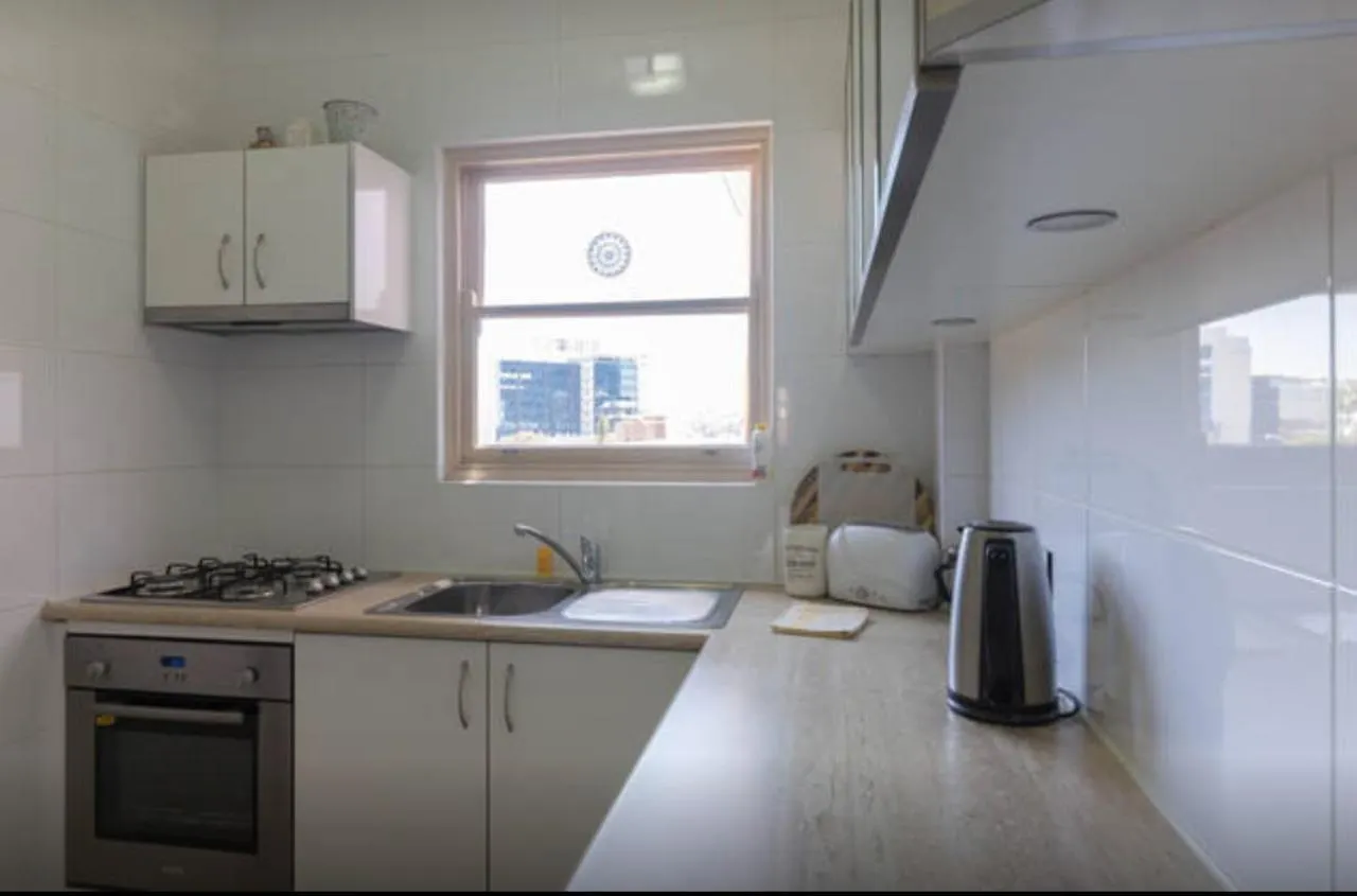 M102 West Perth Studio Apartment Near Kings Park